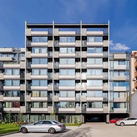 My Campus Studios, Free Parking, Self-check In Apartment *